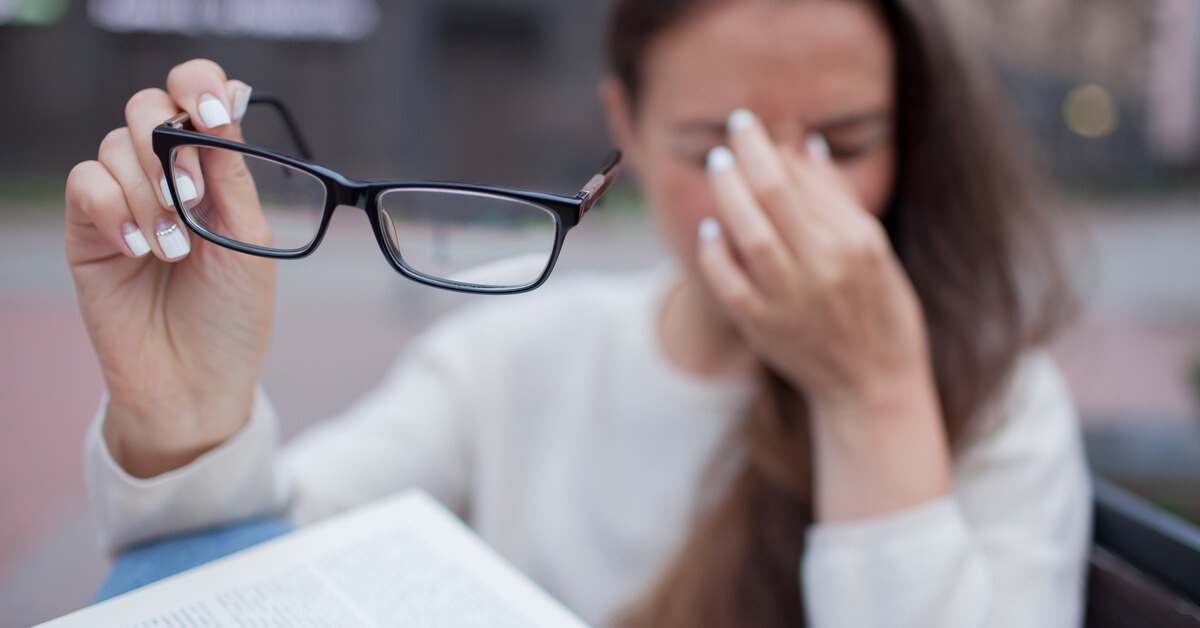 أسباب ضعف النظر بعد عملية الليزك